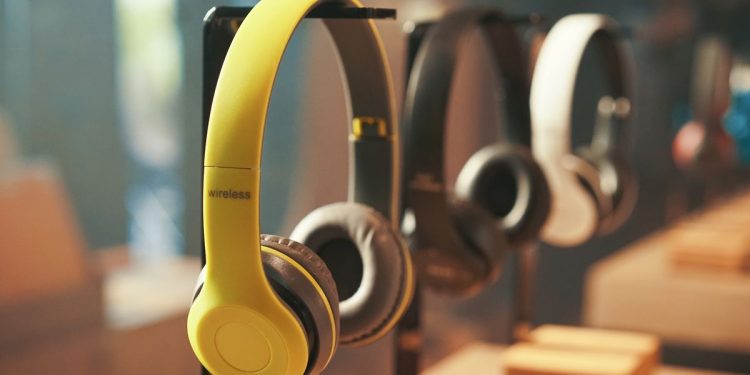 A Guide to the Best Call Center Headsets in 2023