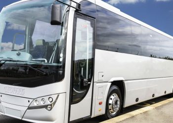 Unlocking Unbeatable Minibus and Coach Hire Services in Luton